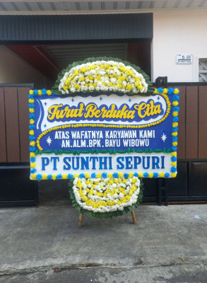 Papan Bunga Duka di Bontang Utara